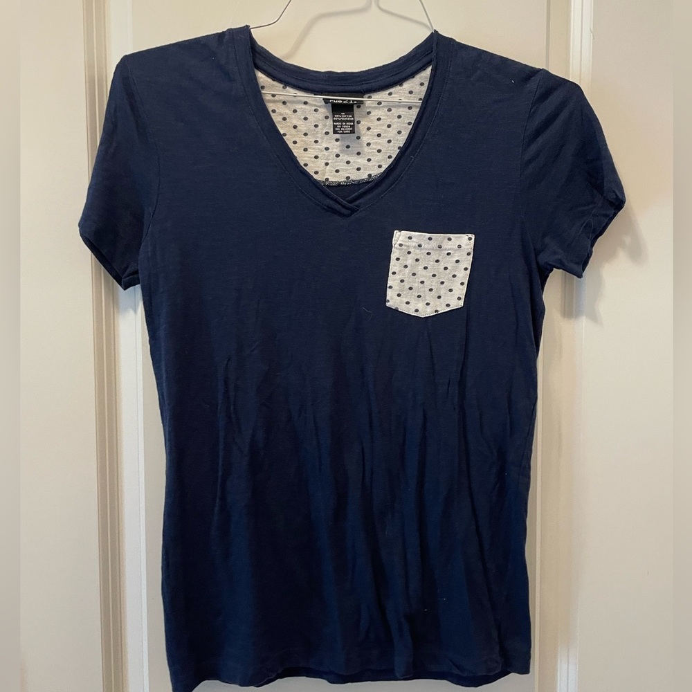 Rue 21 tee